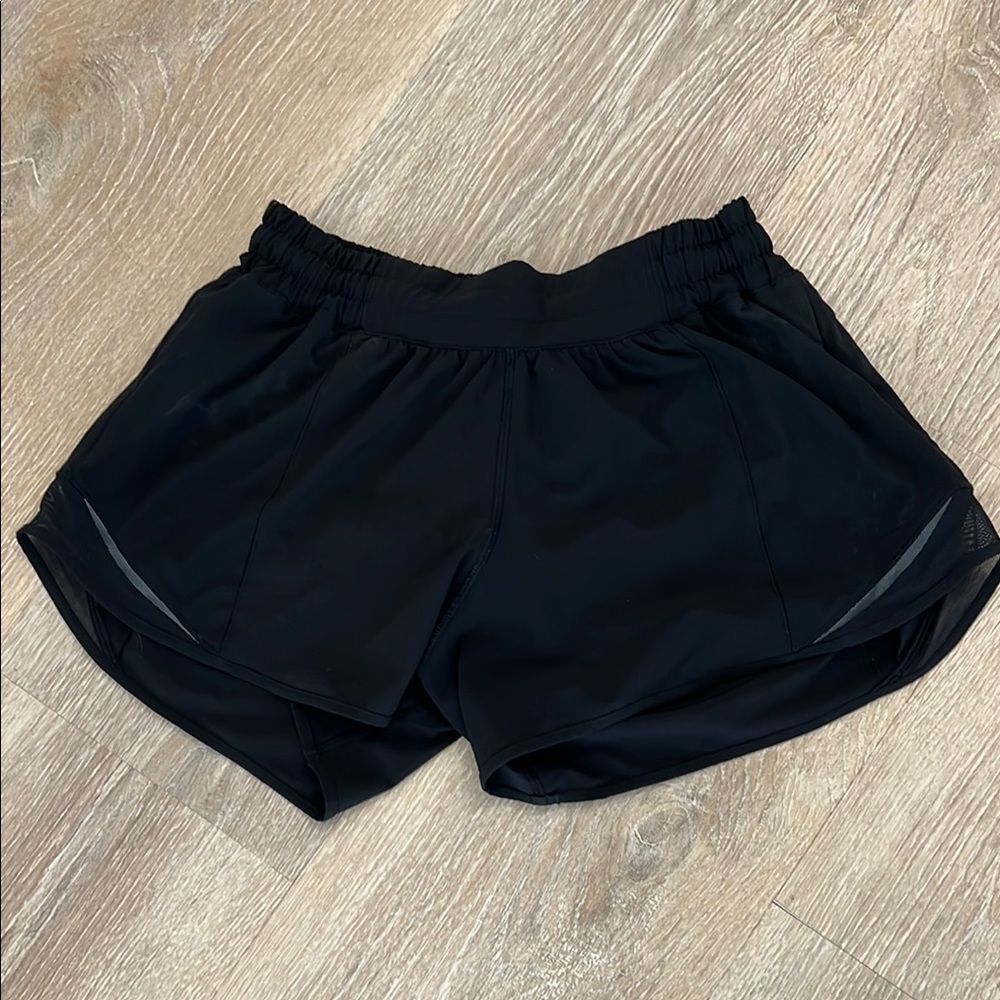 lulu lemon hotty hot shorts